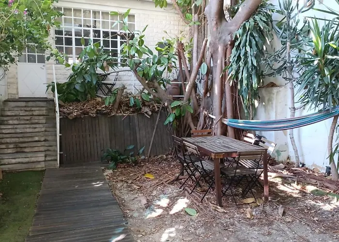 Central, Charming, Quiet, Garden And Parking Lisbon