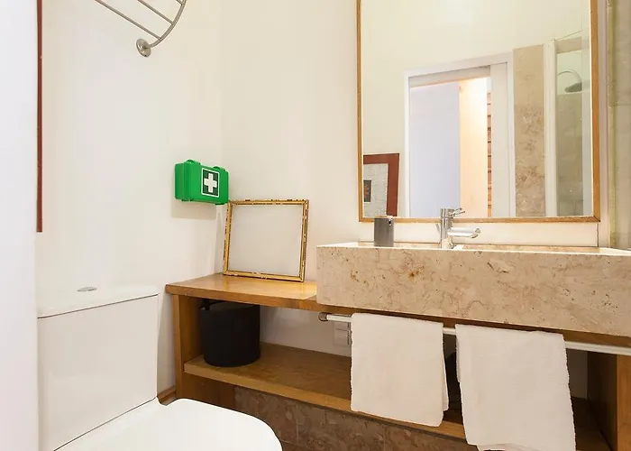 Central, Charming, Quiet, Garden And Parking Διαμέρισμα