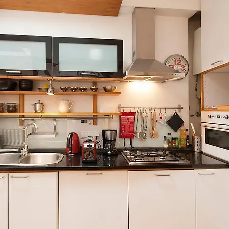 Apartamento Central, Charming, Quiet, Garden And Parking